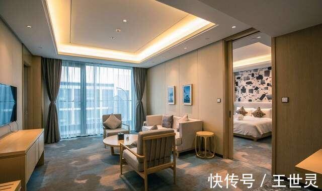 足协|1-3惨败越南后,国足正式回国!坐商业包机,住五星级豪华酒店