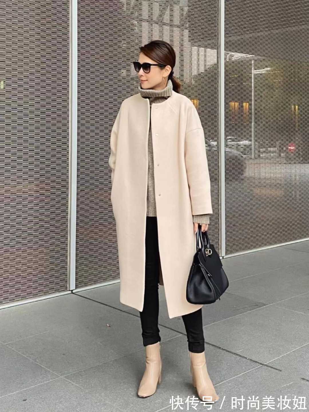 优雅|40岁之后要会优雅穿搭,看她的搭配简洁高级,中年女人学一学