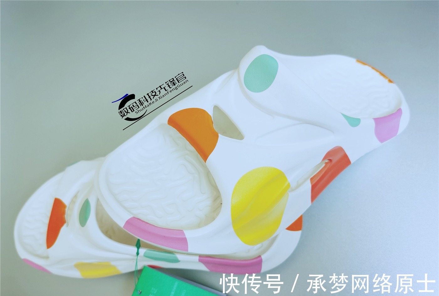 酸痛感|有缓震功能的舒缓拖鞋能给运动后带来什么样的减压效果?