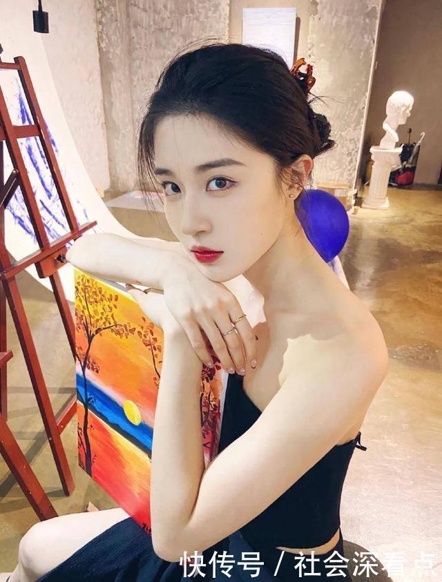 日常护肤，不能盲目对肌肤进行“大补”，按照常规步骤就可以