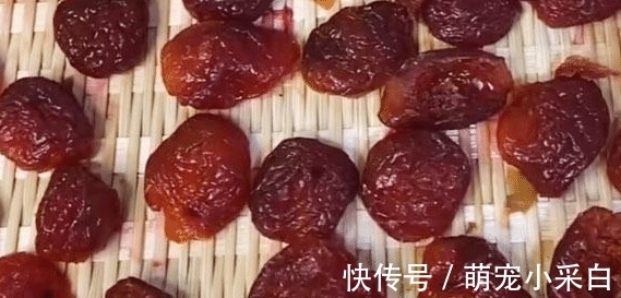 所以市场碰到它别手软,买几斤一腌一晒,酸甜有嚼劲,比新鲜的还好吃