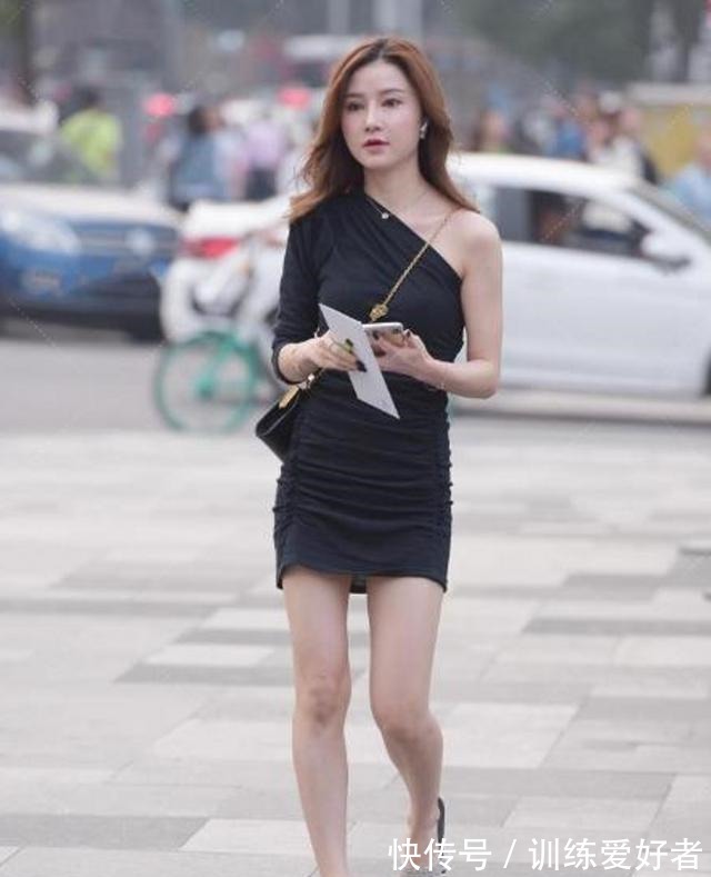 清新 橙色裙子搭配白色半身裙,清新自然,高贵优雅!