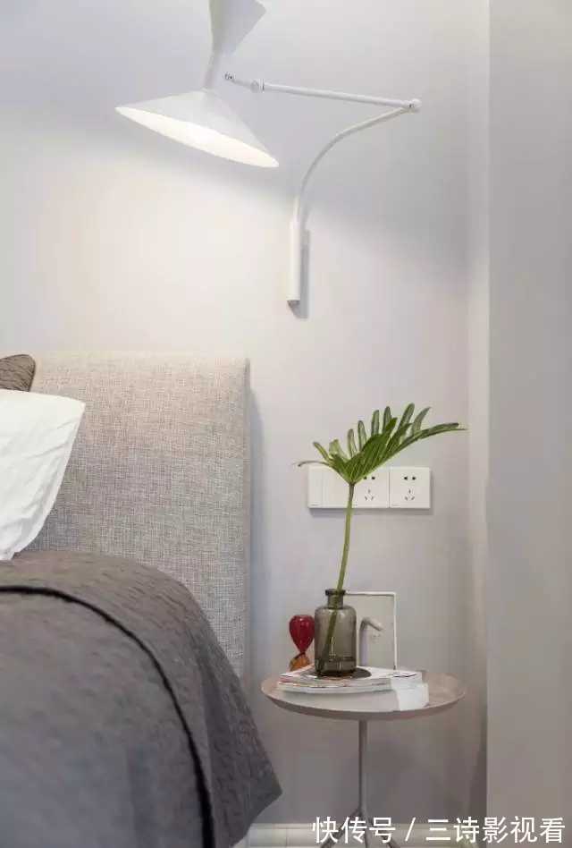 卧室放床头柜太土了,现在床边流行这8种设计,实用又美观