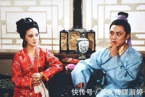 贾芸#红楼梦中,贾芸的舅舅开着铺子,为什么半斤面丶半斤米的买着吃?