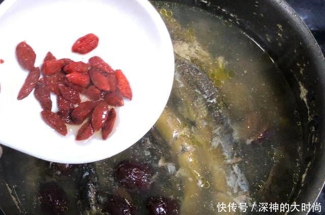  滋润|秋天干燥，用北芪和这“水中人参”煮汤，甘甜美味，滋润营养好