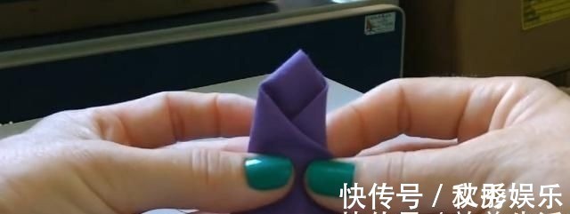 旧衣服扔掉太浪费了,天才主妇把它做成垫子,坐着舒服又省钱