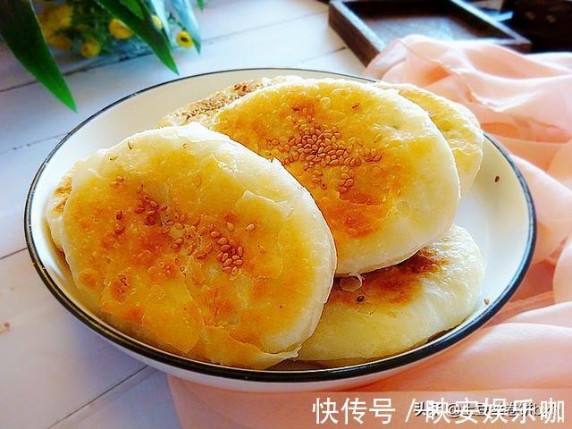 做法|这饼怎么吃都吃不够,咬一口直掉渣,酥脆香甜又暄软,做法真简单