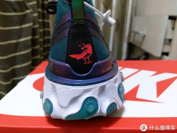  鞋面|肥仔王的鞋柜 篇十五：设计与性价比，可以得兼？Nike React Element 55 七夕特别款