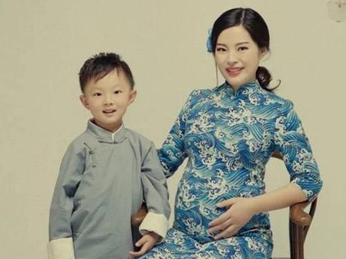 孕妈|怀孕后,孕妈若有4种表现,恭喜,腹中可能是个“小棉袄”