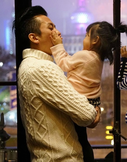 跑男|邓超晒和女儿聊天记录，引发网友共鸣，终于理解他为何退出跑男了