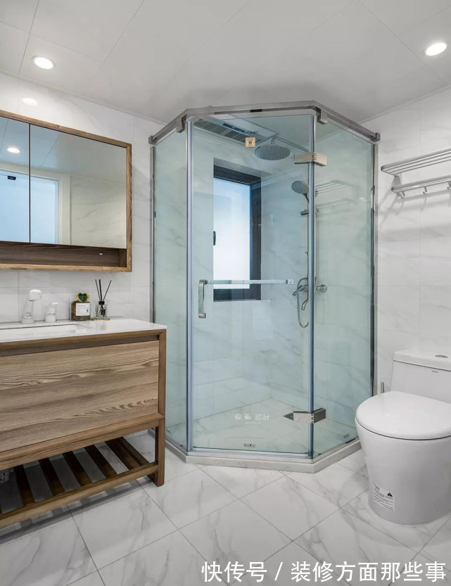 装饰画|86平简约风三居室,半隐藏半开放式餐厅太有感觉了