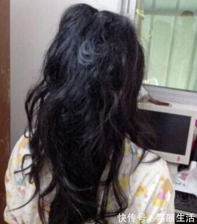 李梅|坐月子堪比“坐关”,宝妈出关时的发型辣眼睛,宝爸想退货