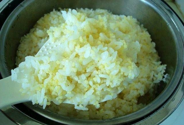 小米|像这样的蒸饭，随便吃吧。不胖能养胃。糖尿病患者应该多吃还