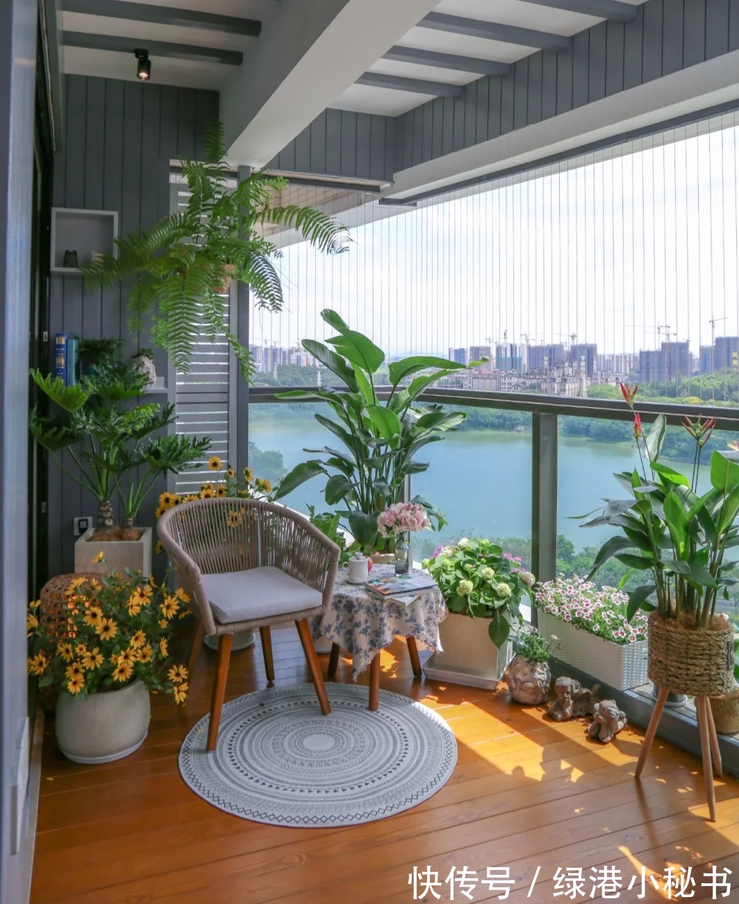 衣服|装修知识：你家阳台还只晾晒衣服？OUT了！这样设计才好看！