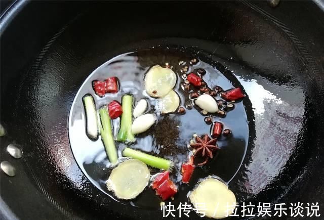 教你一道东北做鱼的方法,鱼不用煎也不用炸,酱香味浓还下饭