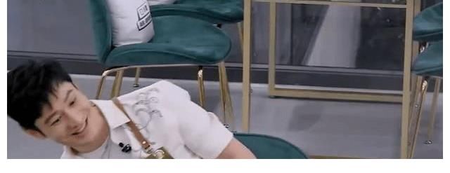 霸道|黄晓明终究是被磨平了棱角，再也不霸道了