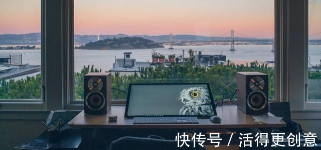 显示器|超酷的家庭办公室,充满创意的家居工作空间!