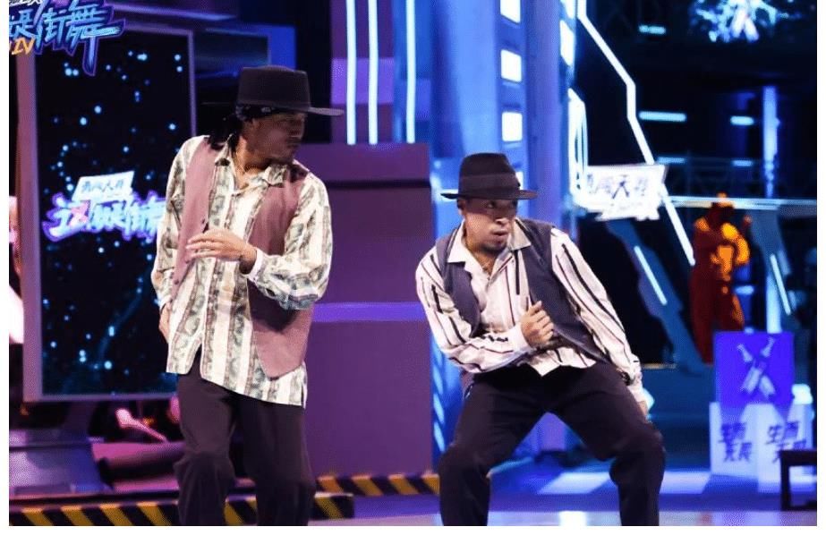 舞者|这就是街舞，HB还能做那么厉害的地板舞动作吗？