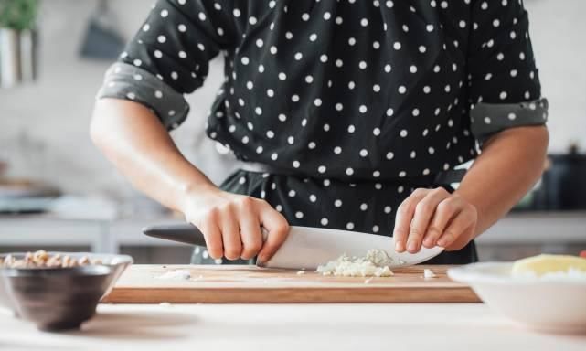 幽门螺杆菌最怕的5样食物已找到,每天换着吃,远离胃溃疡和胃癌