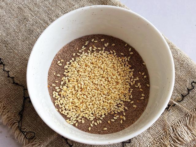 红糖饼|天冷就想吃此饼,外皮酥软内里香甜,孩子吃一次就念念不忘