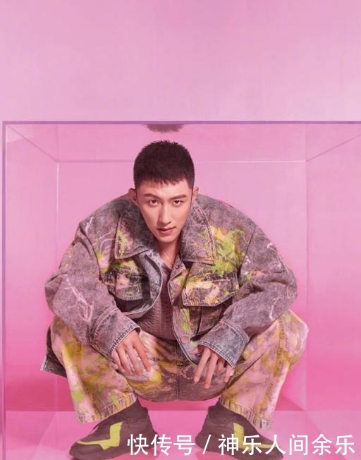 男人30岁以后,发型怎么剪才合适?试试这4款造型,时尚又魅力