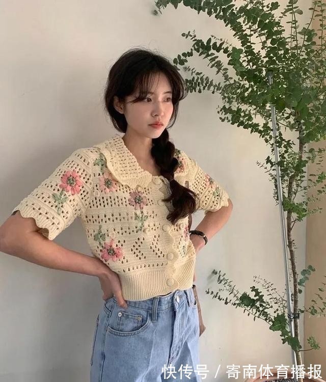 优雅 春天穿“针织衫”怎么搭更好看?学会挑选搭配很关键,优雅又时髦