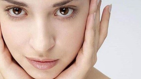 定期去角质会伤害皮肤吗?什么时候需要去角质呢?