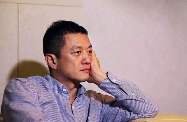 无力偿还的4000万债务，逼得李亚鹏穷途末路：我已经无路可走了！