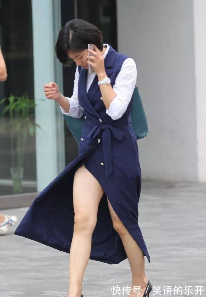 包臀裙 美女脚上一双尖头的高跟鞋,让她走出一种成熟又魅力的姿态