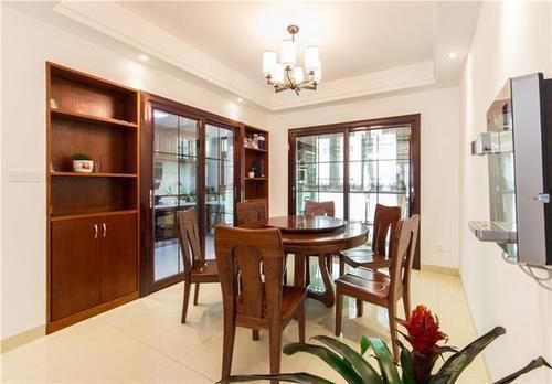 装修|新房花了40万装修成中式风格,却被亲友吐槽说太老土!