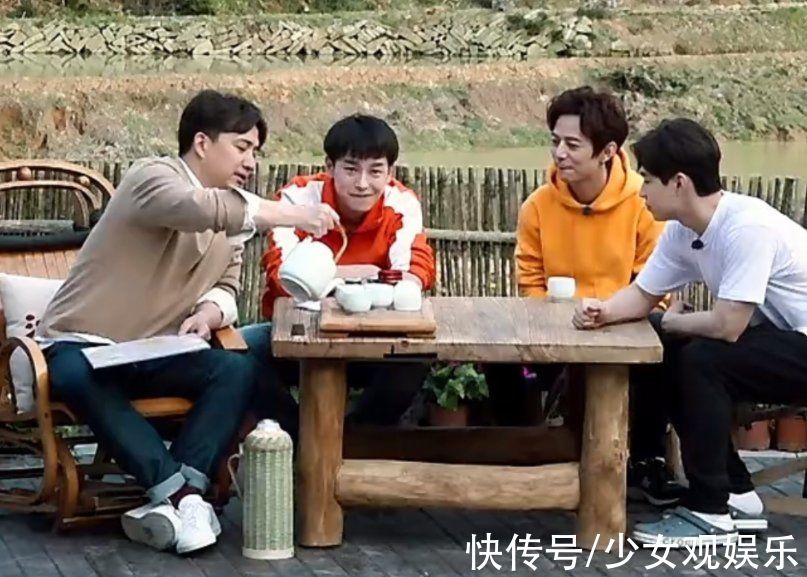 芒果台官宣《向往6》,黄磊梦想将实现,原班人马阵容少了一个人