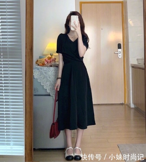 高跟鞋|简约休闲的韩系夏日穿搭:通勤上班,假日出游,闺蜜轰趴都百搭