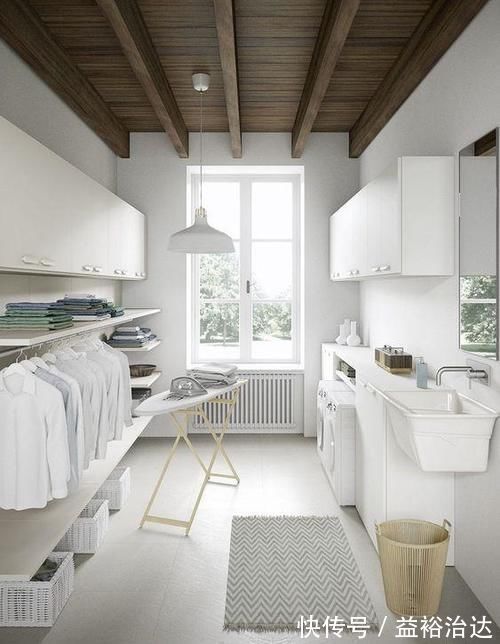 打卡|家里面积足够,腾出一间洗衣房,兼具洗晾晒和杂物收纳,一地多用~#每日打卡#