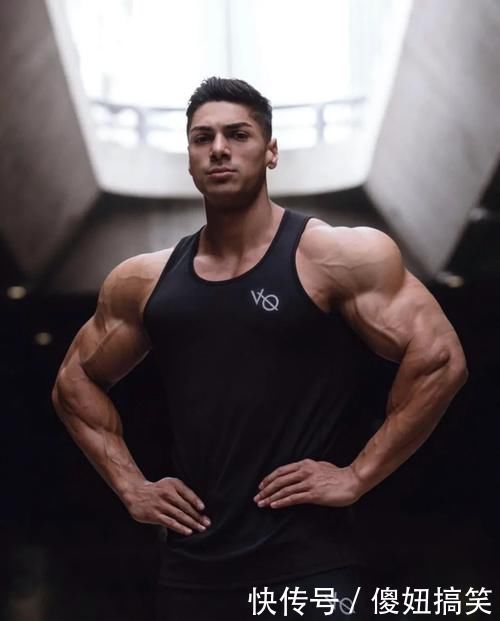 哑铃|看似简单的侧平举,有这么多雷区,你踩中了几个?