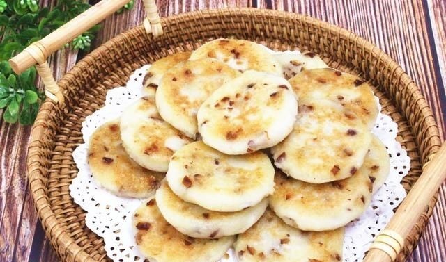 不用发面，十分钟做好山药糯米饼，软嫩好吃，孩子也喜欢