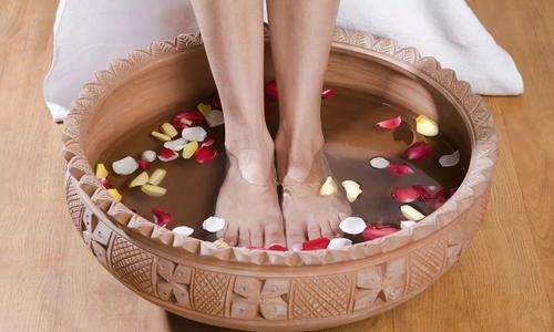 水溶性|失眠多梦的人，或许是身体缺2种元素，及时补充，有利改善睡眠