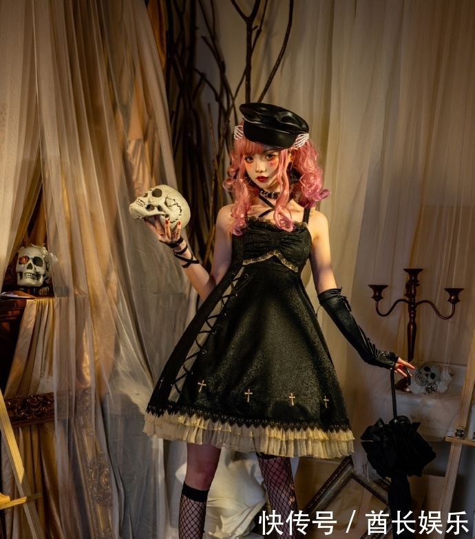 看起来|这个风格的洛丽塔总被嫌弃,看起来还很廉价,但lo娘偏偏很爱它