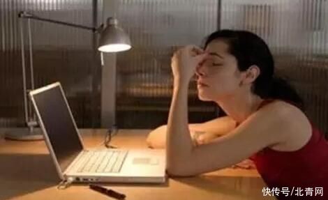 这五类人最容易衰老，尽量让生活规律，少熬夜