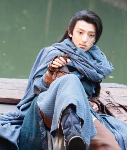 《玲珑》开播宣传,主演全员改名宣传,赵天宇引注意