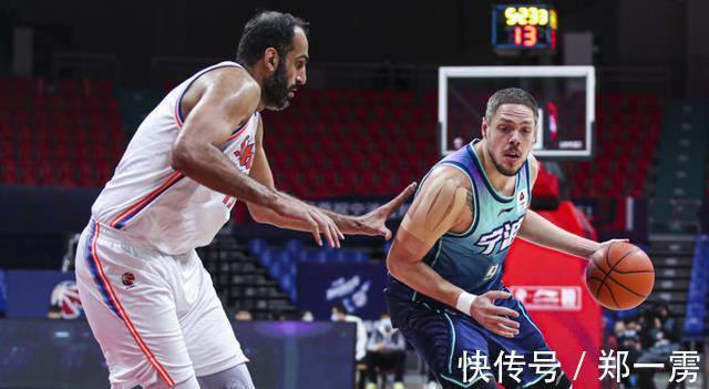 四川队|郭金林三分球7中7,四川27分大胜!送给CBA新军赛季第19场失利