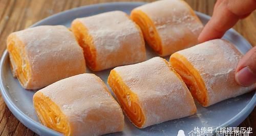 红薯别煮着吃了，教你红薯糕做法，香甜软糯又多层，咬一口特好吃