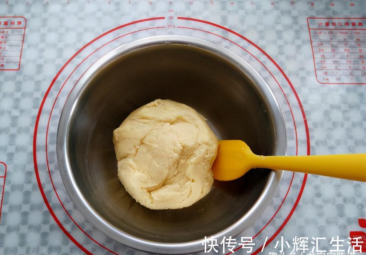 一根牙签就能搞定的饼干，一口一个香喷喷，好吃又好做，特简单