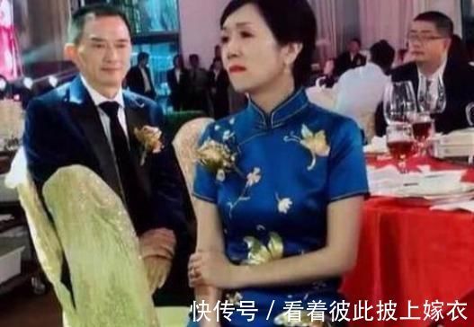 美商|女儿结婚，却被亲妈抢了风头，网友这丈母娘是什么神仙颜值