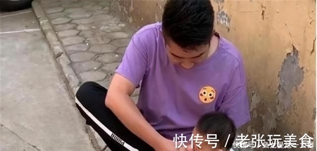 舅舅|“不靠谱舅舅”带娃走红,伸臭脚丫把外甥女熏跑,网友:正月去剃头