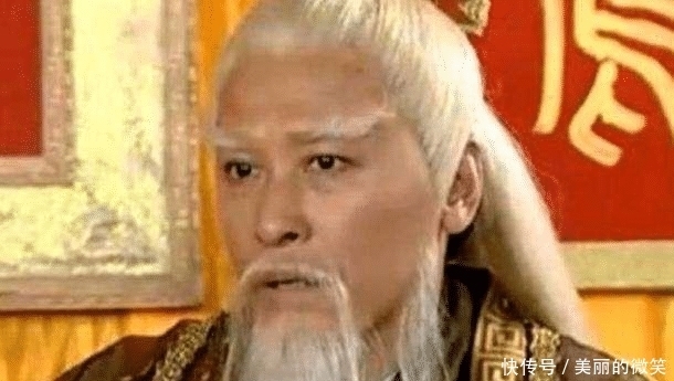 皇帝给郭子仪升官,听完圣旨郭子仪却惊恐道:若接旨,我家必灭族