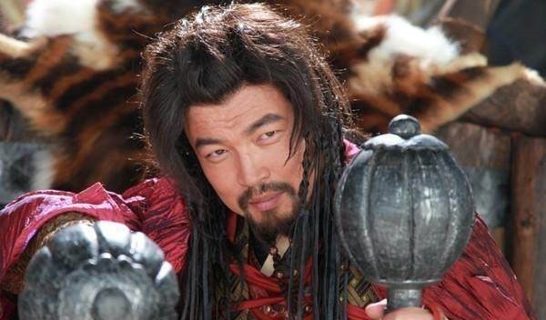 李衮#此人是梁山地飞星, 兵器多达二十六件, 擅长的却是团队作战!