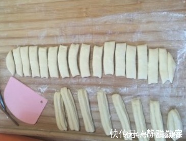 油条一凉就发硬?原来是和面手法错了,教你这样做,油条松软好吃