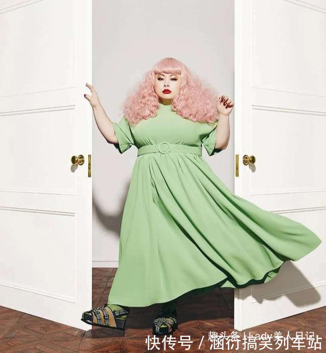 原宿风 穿同一件衣服,200斤和90斤的“穿搭对比”,看后我决定还是减肥