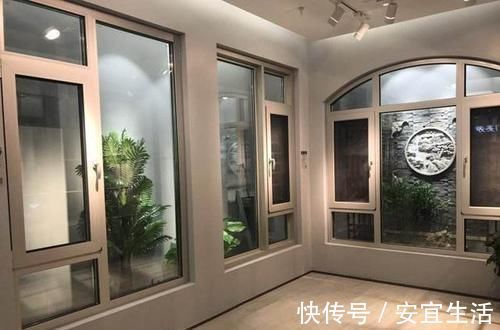 阳台|封阳台用铝合金还是断桥铝?听内行人一分析,别再选错啦