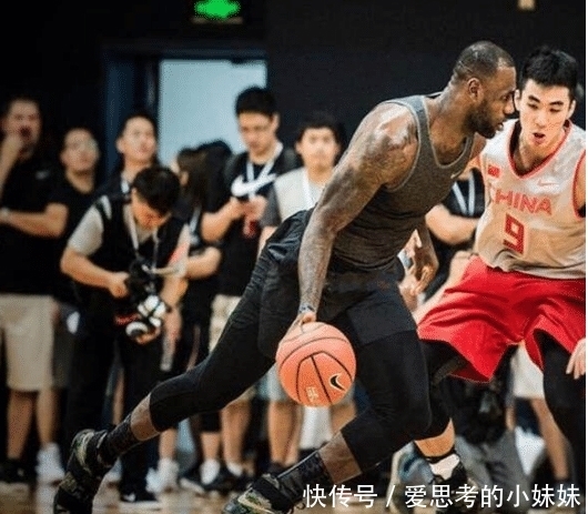 难忍受的球鞋反人类设计,一千多块的鞋都不如买国产